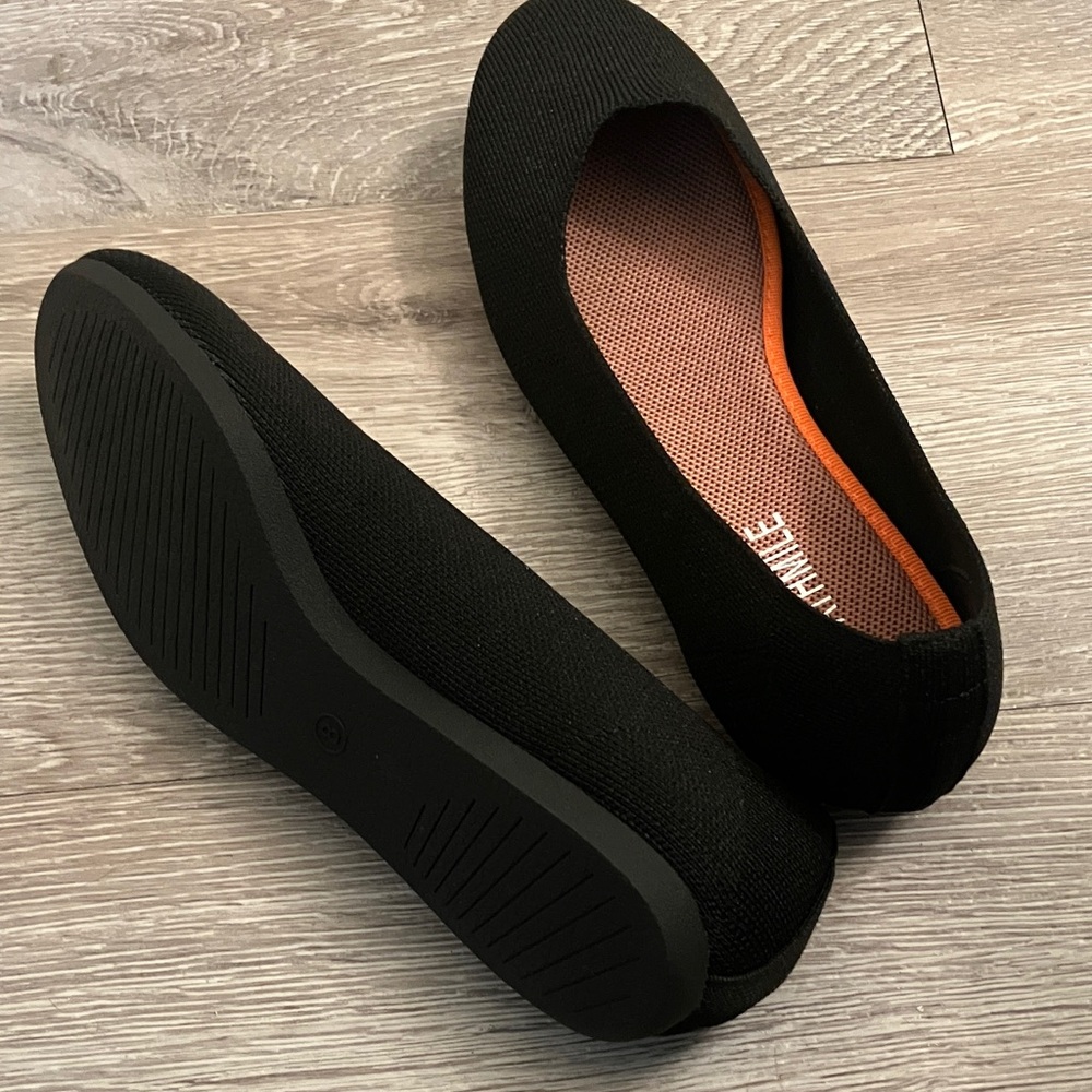 Black Women's Shoes - Picture 2 of 3